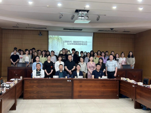 《草房子》里的时代与心灵——从文学经典到剧场实验...