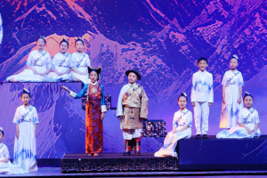 “童声”唱响“最炫民族风”