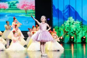 时代浸润新童谣，童谣唱响新时代——江苏南通持续18...