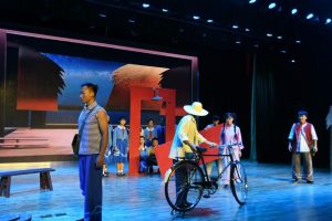 儿童剧《草房子》进校园：一堂别开生面的“开学第一课”